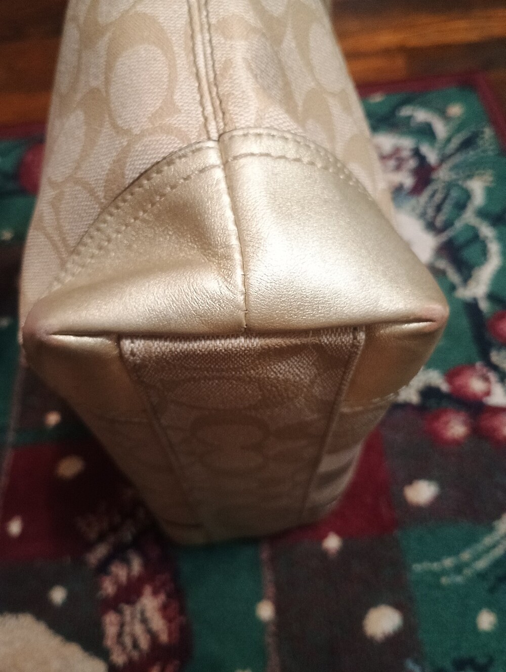 Coach Shoulder Bag EUC - Picture 5 of 11